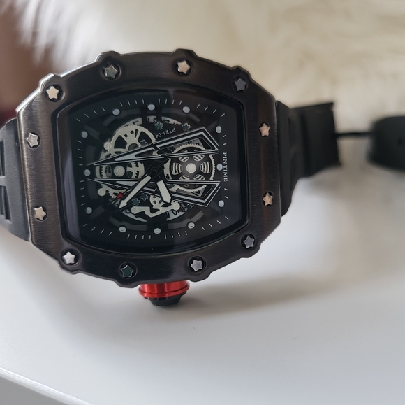 Watch - Picture 3 of 8